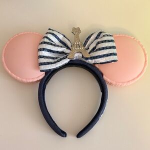 Disney World Parks Epcot France Mickey Ears Macaroons and Eiffel Tower Charm